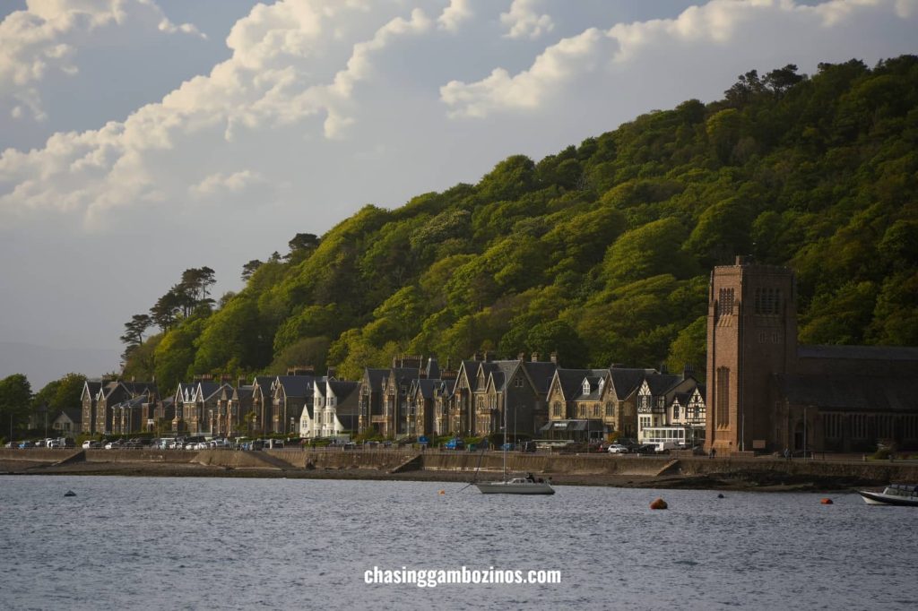 Oban promenade and its houses.